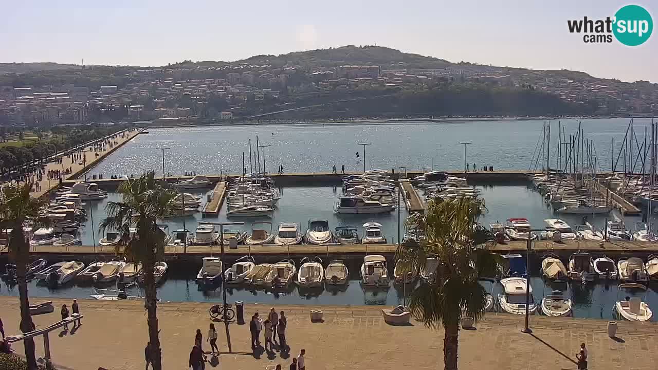 Webcam Koper – Panorama of the marina and promenade from the Grand Hotel Koper