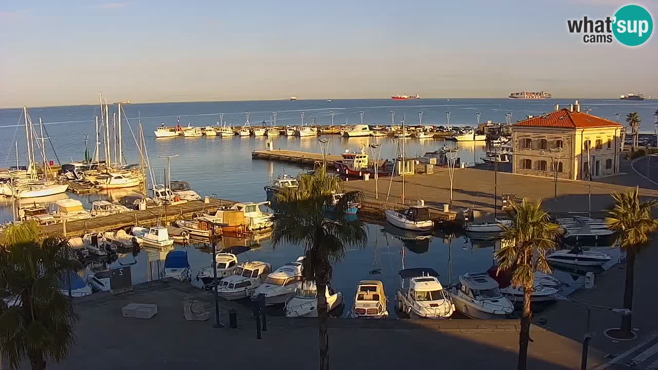 Il porto di Koper – Capodistria live webcam – porto crociere e mercantile – Slovenia
