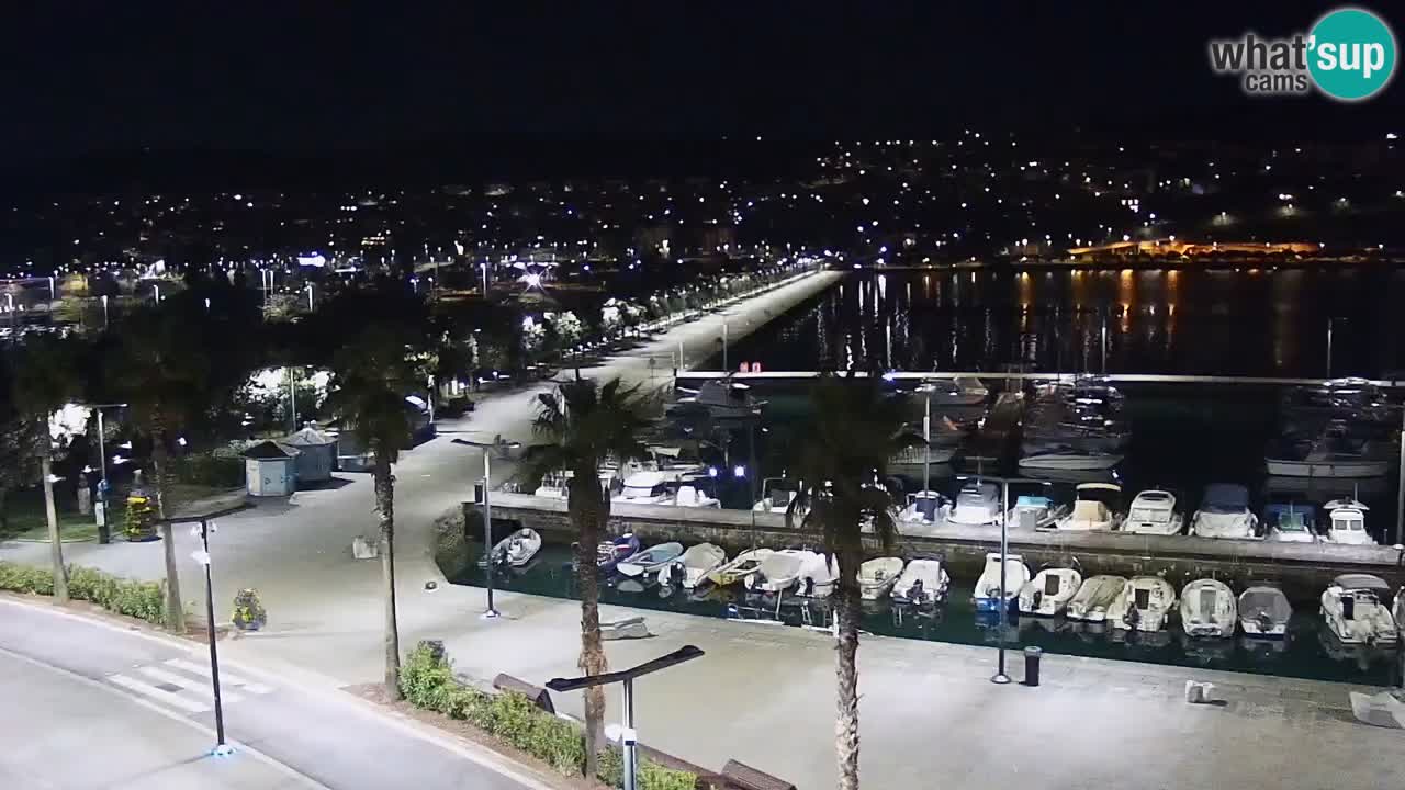 Webcam Koper – Panorama of the marina and promenade from the Grand Hotel Koper