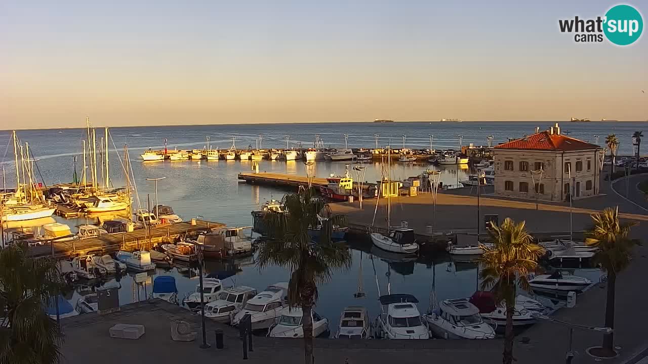 Web kamera Koper – marina i promenada – hotel Grand Koper