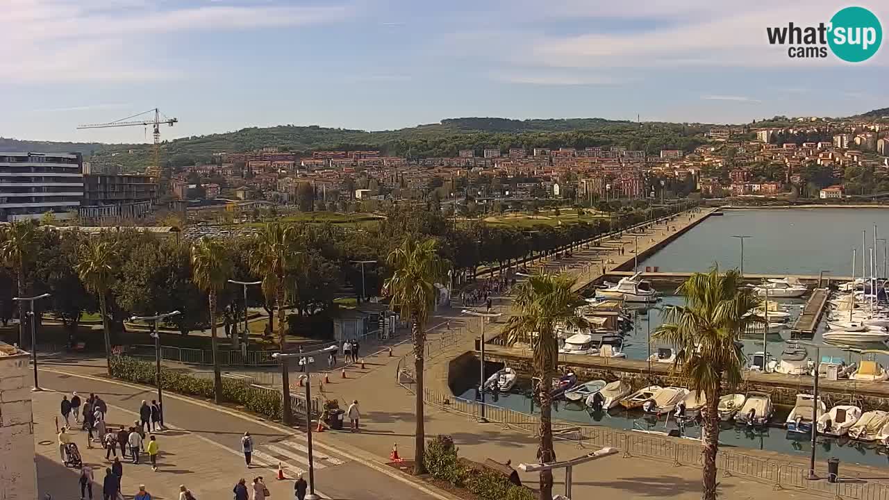 Spletna kamera Koper – Panorama na marino in promenado s Hotela Grand Koper