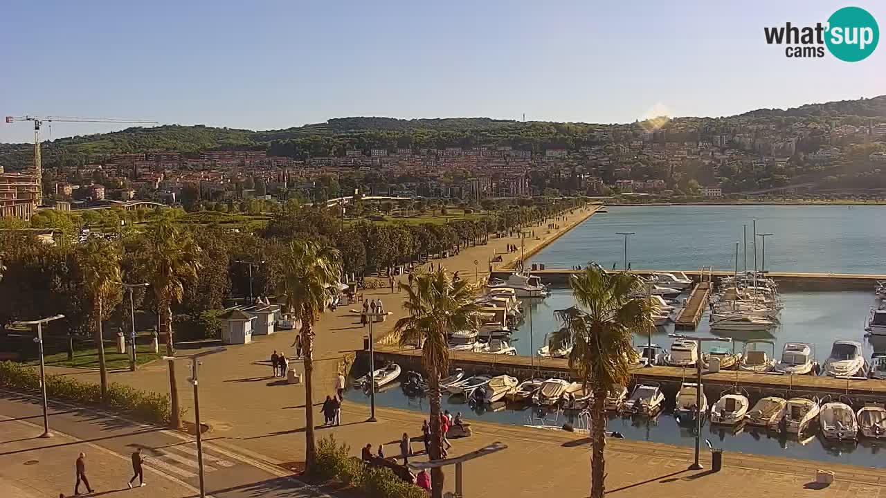 Web kamera Koper – marina i promenada – hotel Grand Koper