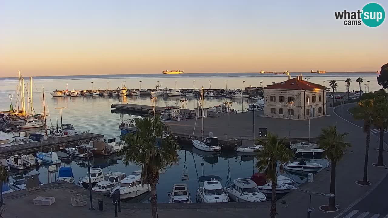 Webcam Capodistria – marina e lungo mare dall’Hotel Grand Koper