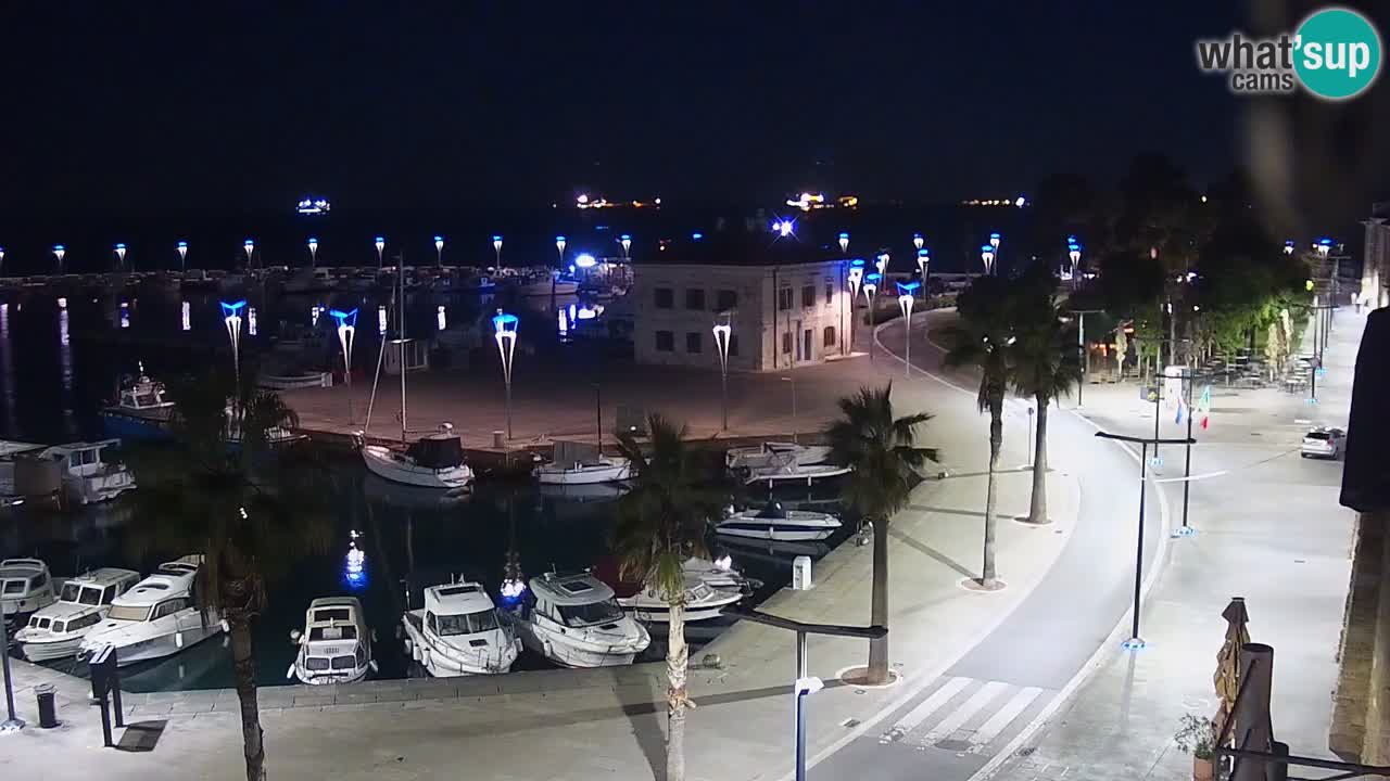 Spletna kamera Koper – Panorama na marino in promenado s Hotela Grand Koper