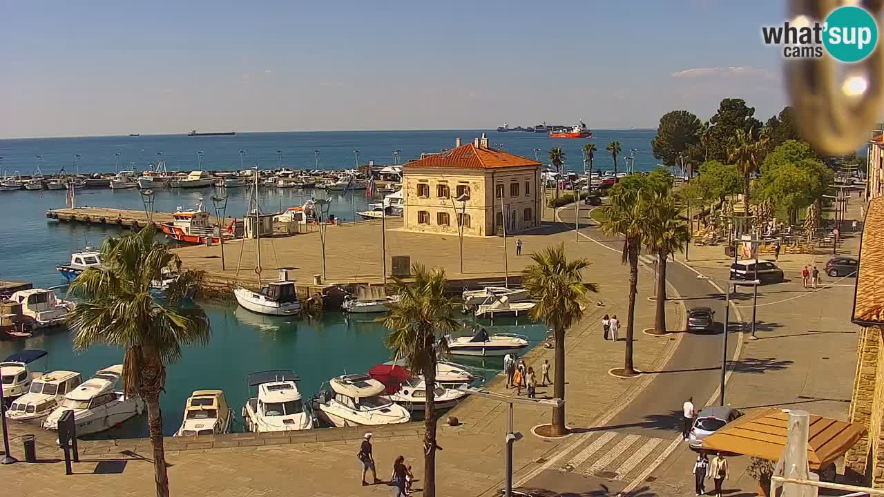Webcam Koper – Panorama de la marina et de la promenade depuis le Grand Hotel Koper