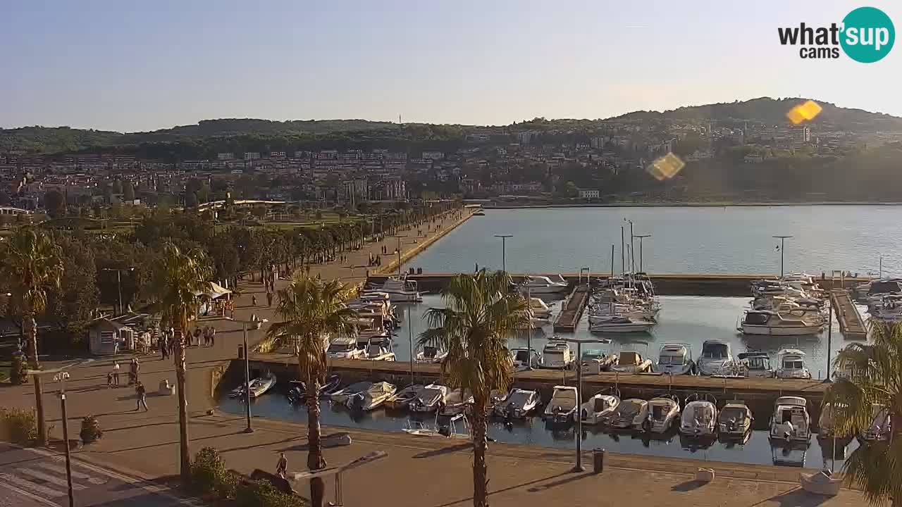 Web kamera Koper – marina i promenada – hotel Grand Koper