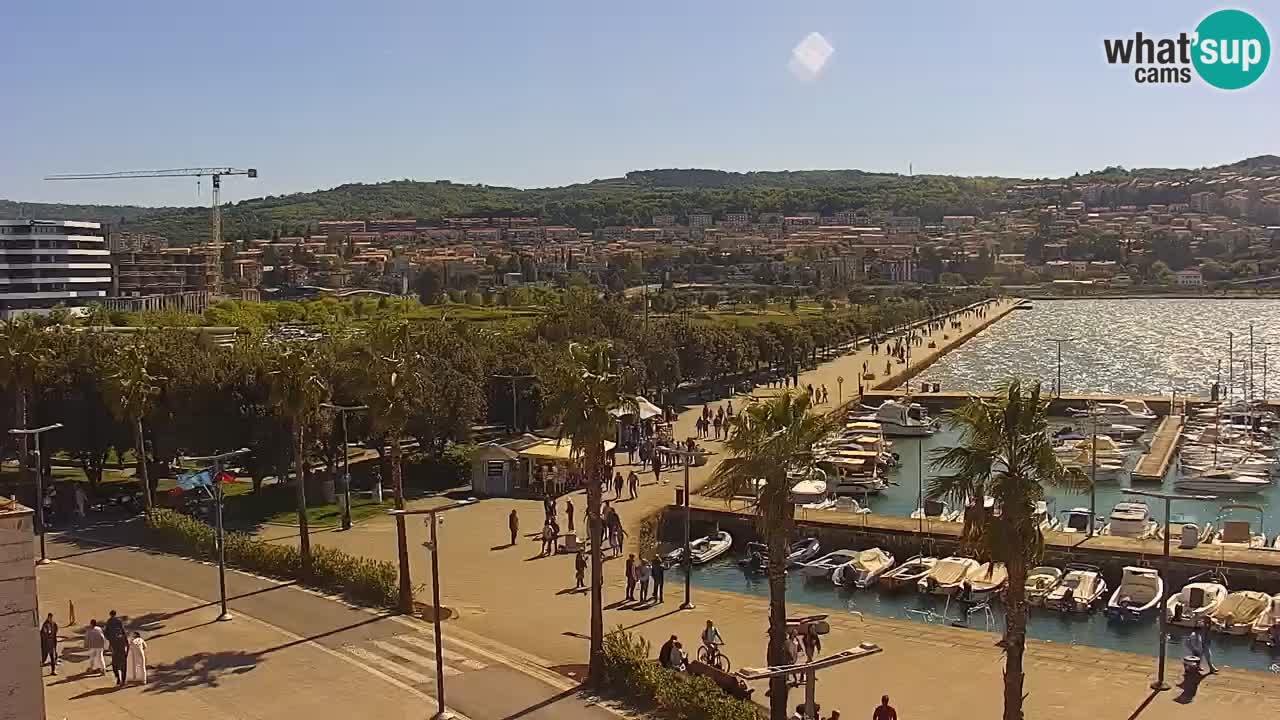 Camera en vivo Koper – puerto deportivo y paseo marítimo desde el Hotel Grand Koper