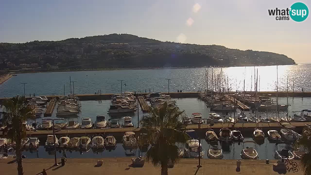 Webcam Koper – Panorama of the marina and promenade from the Grand Hotel Koper