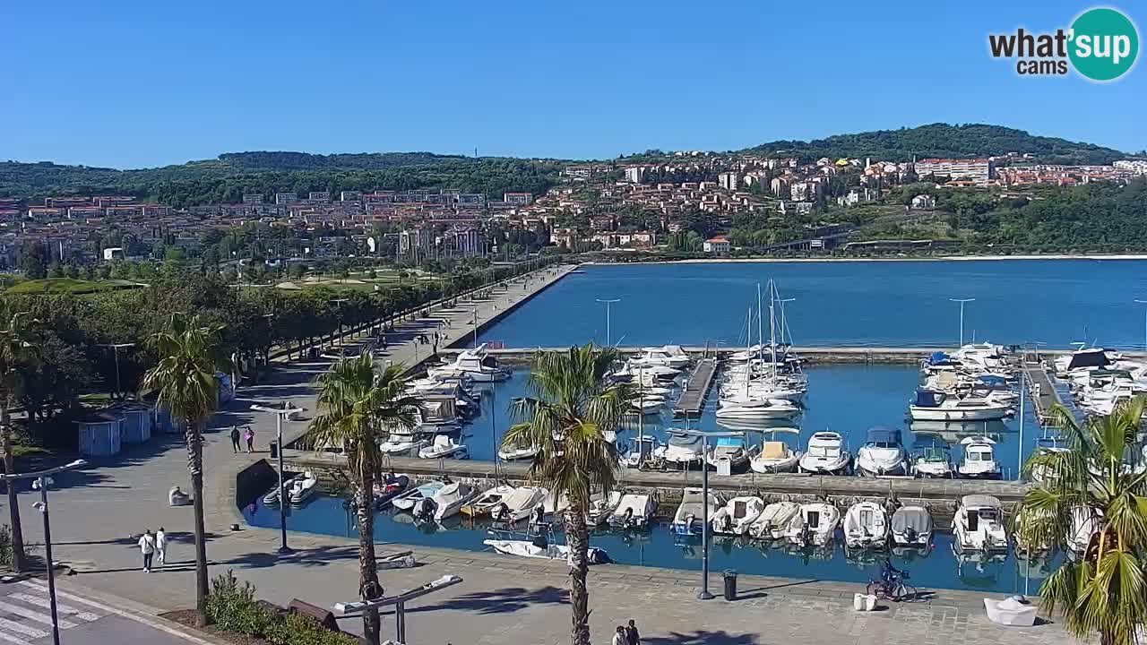 Spletna kamera Koper – Panorama na marino in promenado s Hotela Grand Koper