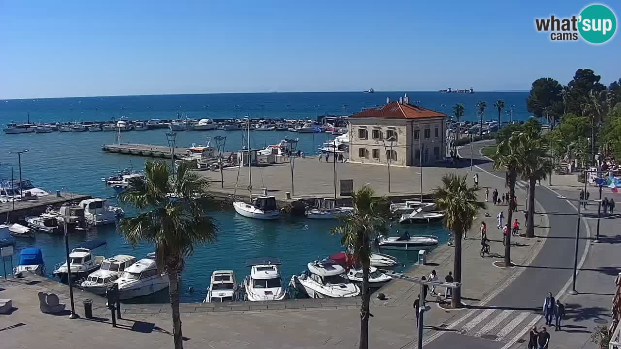 Camera en vivo Koper – puerto deportivo y paseo marítimo desde el Hotel Grand Koper