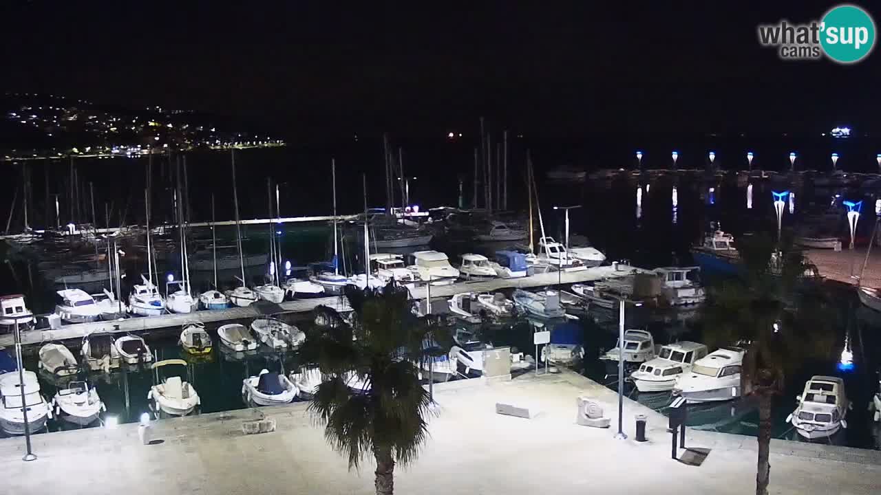Webcam Koper – Panorama of the marina and promenade from the Grand Hotel Koper