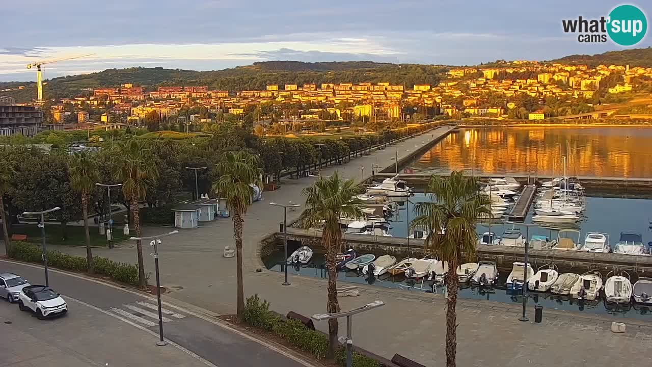 Webcam Koper – Panorama of the marina and promenade from the Grand Hotel Koper