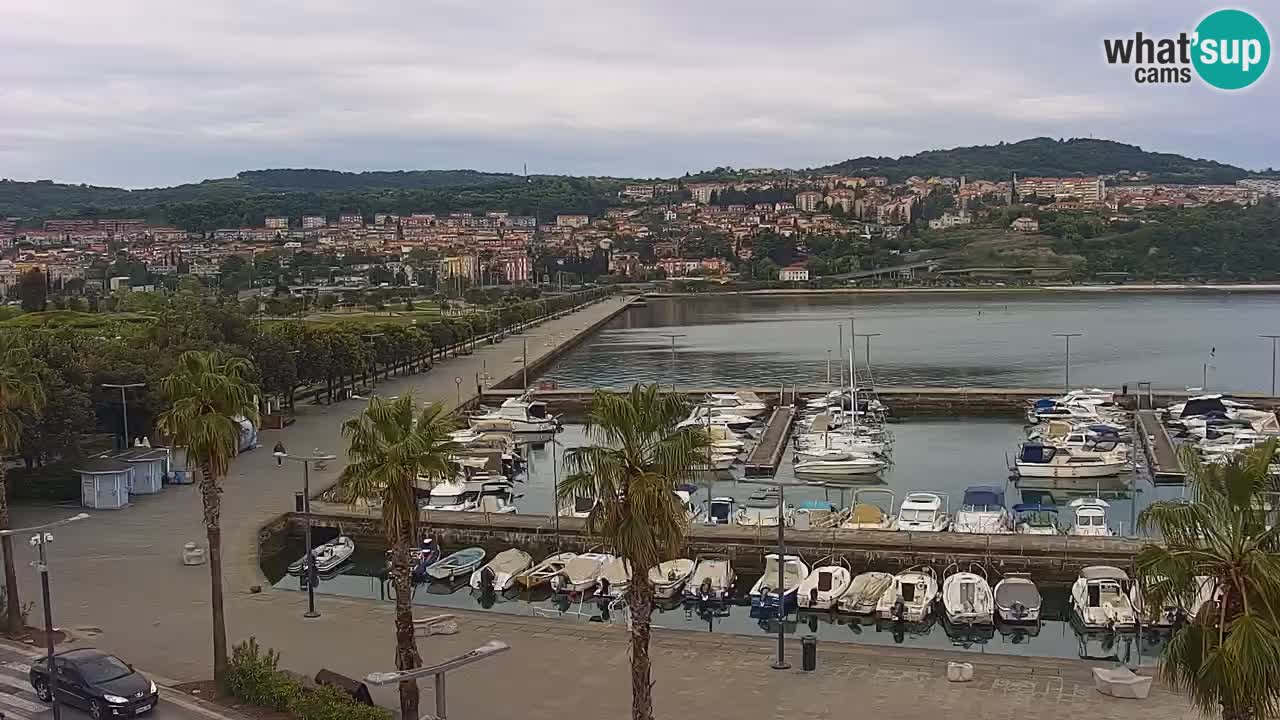 Webcam Koper – Panorama of the marina and promenade from the Grand Hotel Koper