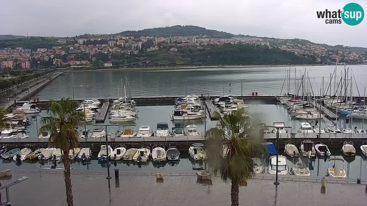 Webcam Koper – Panorama of the marina and promenade from the Grand Hotel Koper
