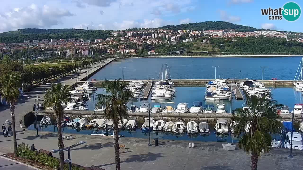 Camera en vivo Koper – puerto deportivo y paseo marítimo desde el Hotel Grand Koper