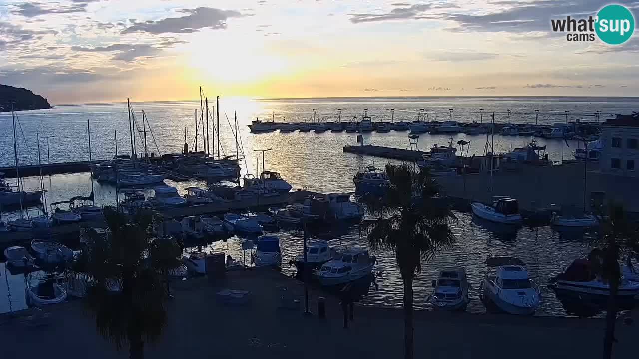 Camera en vivo Koper – puerto deportivo y paseo marítimo desde el Hotel Grand Koper