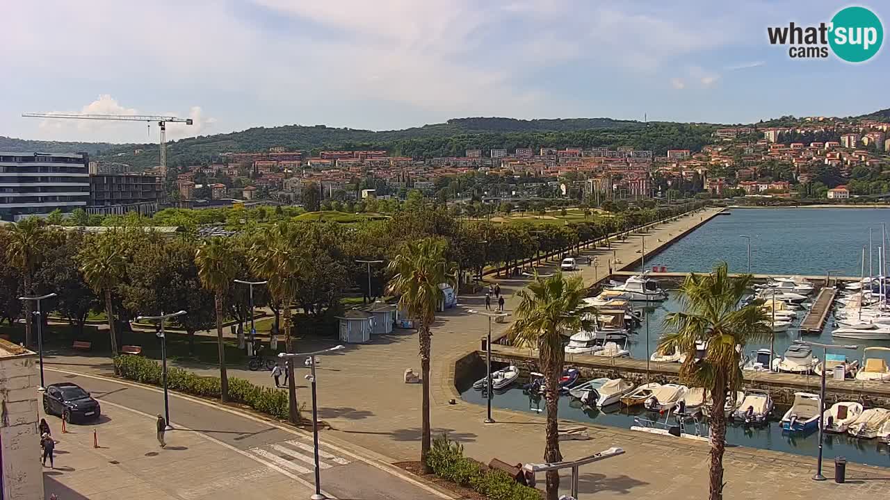 Webcam Koper – Panorama de la marina et de la promenade depuis le Grand Hotel Koper