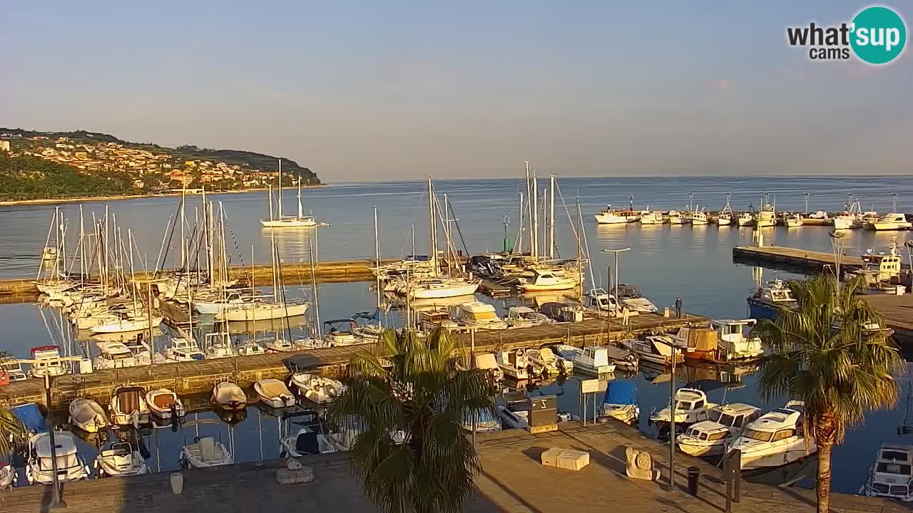 Camera en vivo Koper – puerto deportivo y paseo marítimo desde el Hotel Grand Koper