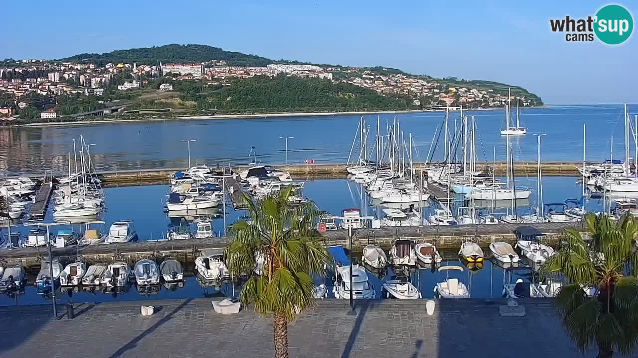 Webcam Koper – Panorama of the marina and promenade from the Grand Hotel Koper