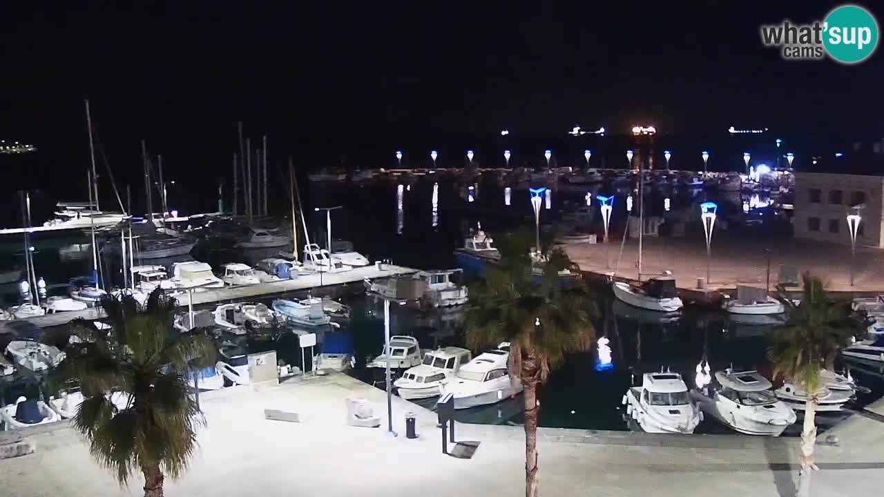 Webcam Koper – Panorama des Jachthafens und der Promenade vom Hotel Grand Koper