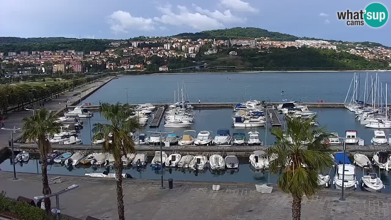 Camera en vivo Koper – puerto deportivo y paseo marítimo desde el Hotel Grand Koper