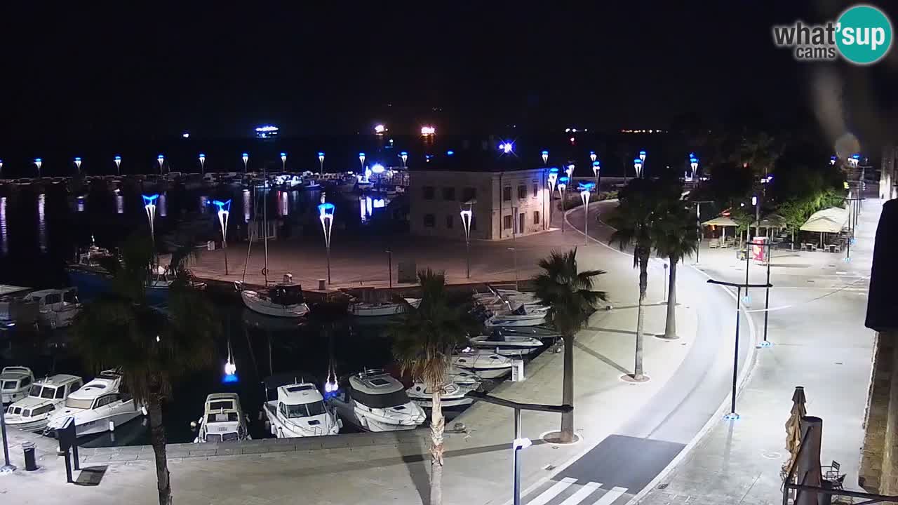 Webcam Koper – Panorama des Jachthafens und der Promenade vom Hotel Grand Koper