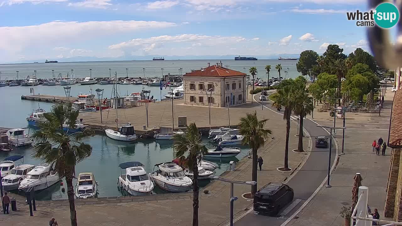 Camera en vivo Koper – puerto deportivo y paseo marítimo desde el Hotel Grand Koper