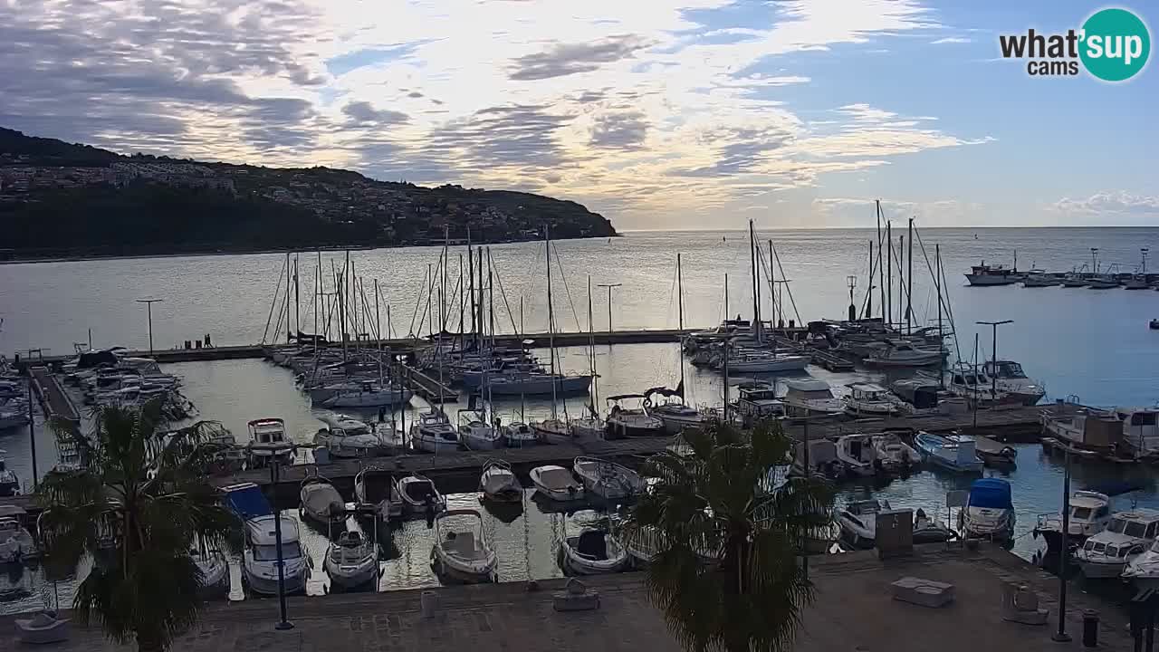 Camera en vivo Koper – puerto deportivo y paseo marítimo desde el Hotel Grand Koper