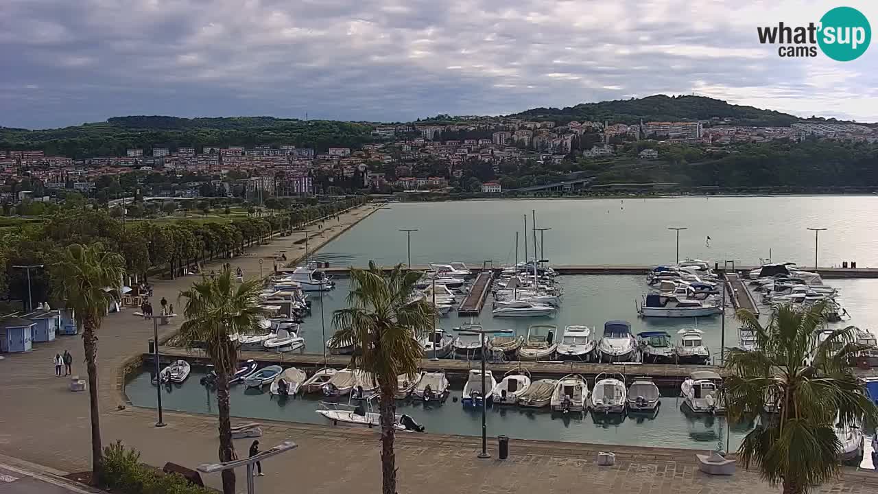 Webcam Koper – Panorama de la marina et de la promenade depuis le Grand Hotel Koper