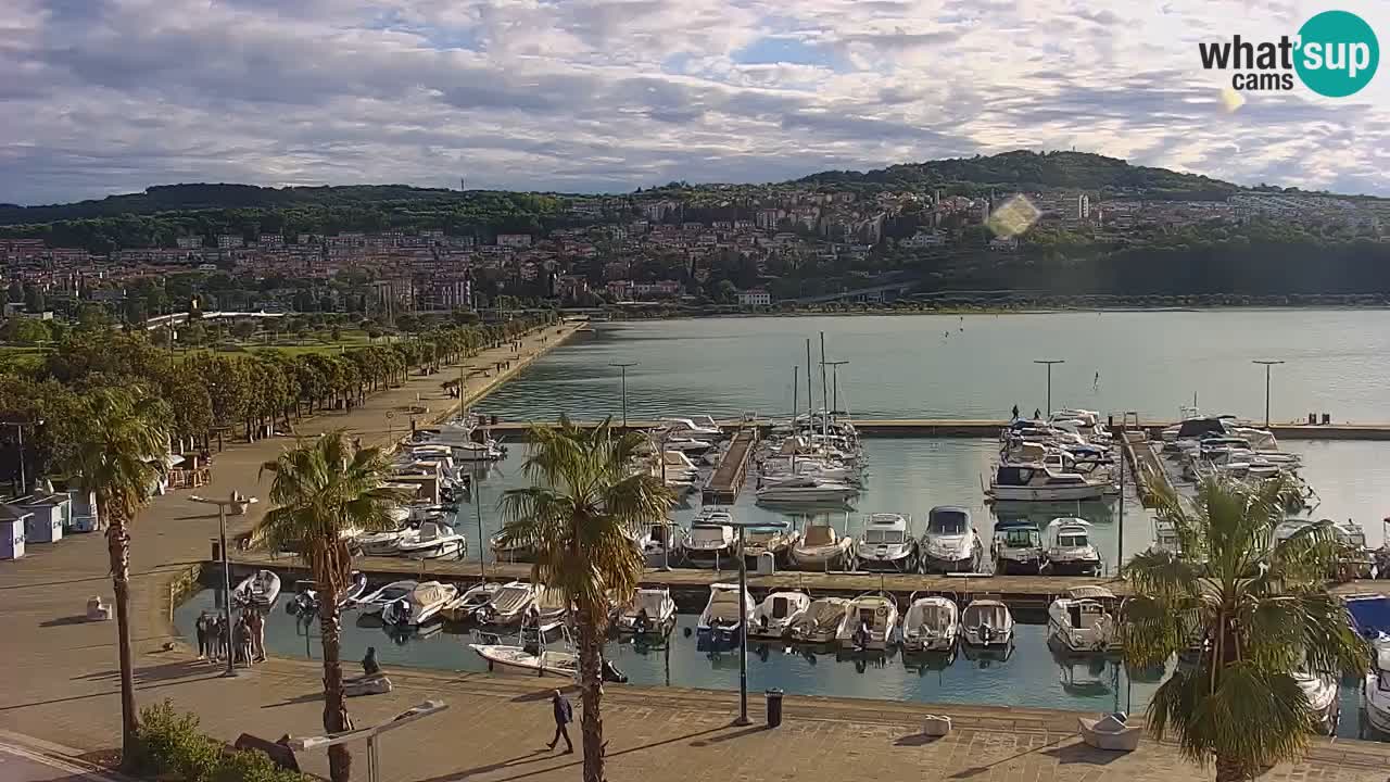 Webcam Koper – Panorama of the marina and promenade from the Grand Hotel Koper