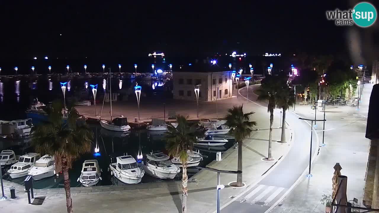 Spletna kamera Koper – Panorama na marino in promenado s Hotela Grand Koper