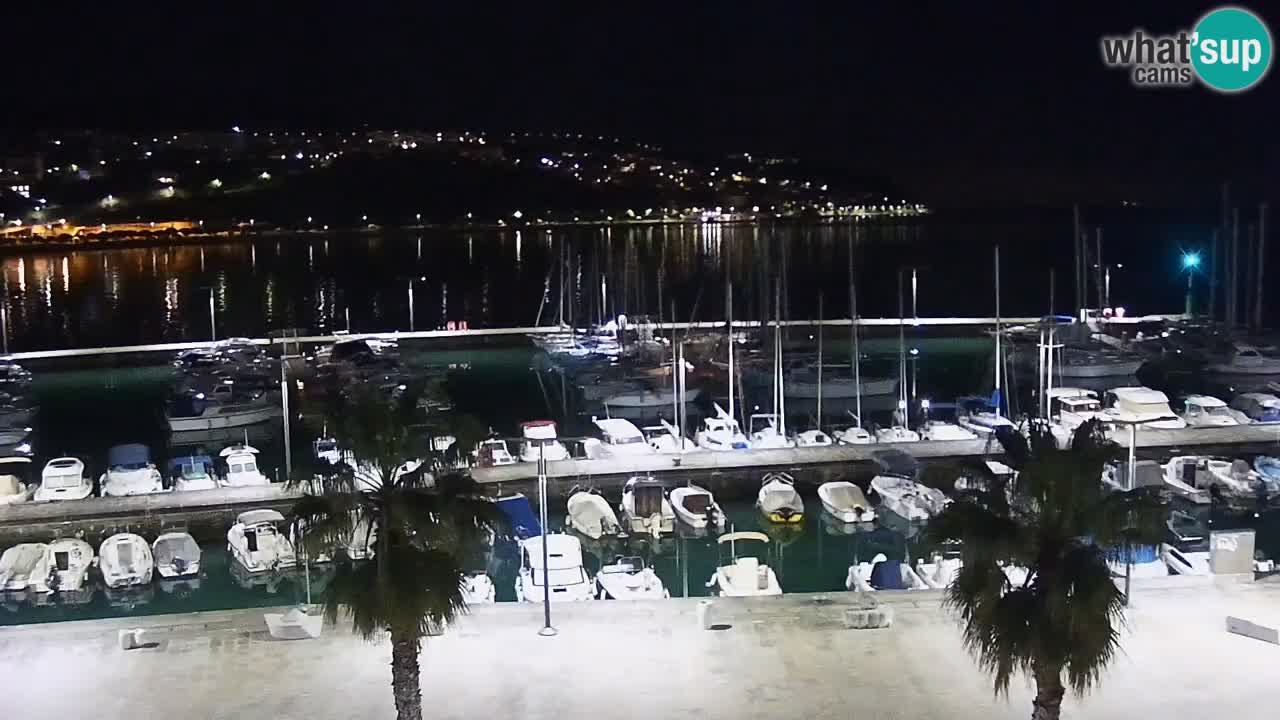 Luka Kopar uživo web kamera – Turistički terminal i teretna luka – Slovenija
