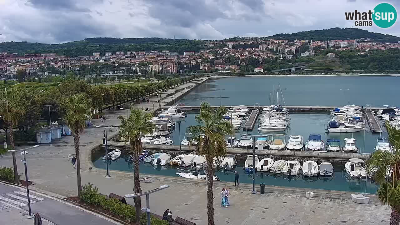 Webcam Koper – Panorama de la marina et de la promenade depuis le Grand Hotel Koper