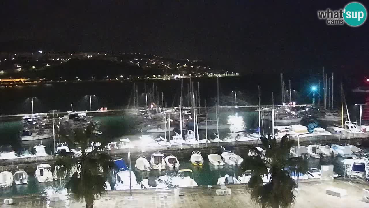 Web kamera Koper – marina i promenada – hotel Grand Koper