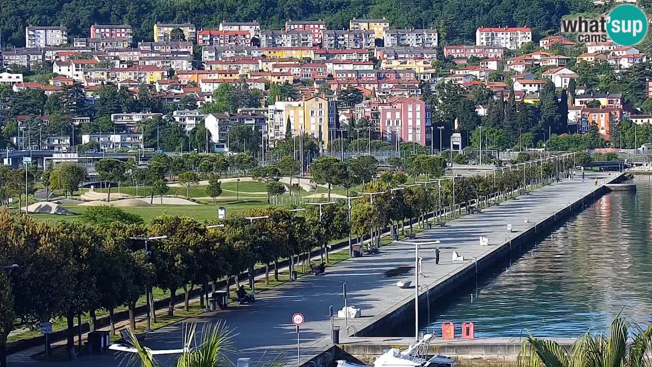 Webcam Koper – Panorama de la marina et de la promenade depuis le Grand Hotel Koper