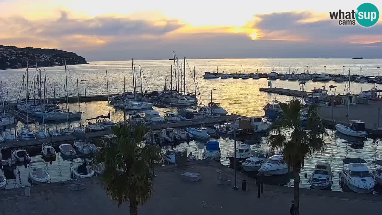 Web kamera Koper – marina i promenada – hotel Grand Koper