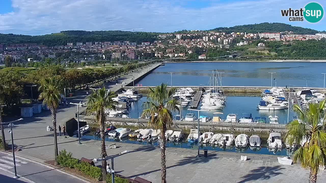 Camera en vivo Koper – puerto deportivo y paseo marítimo desde el Hotel Grand Koper