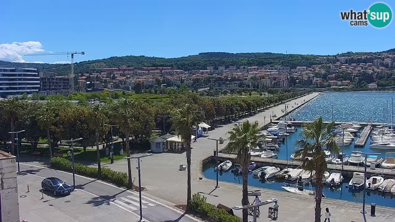 Camera en vivo Koper – puerto deportivo y paseo marítimo desde el Hotel Grand Koper