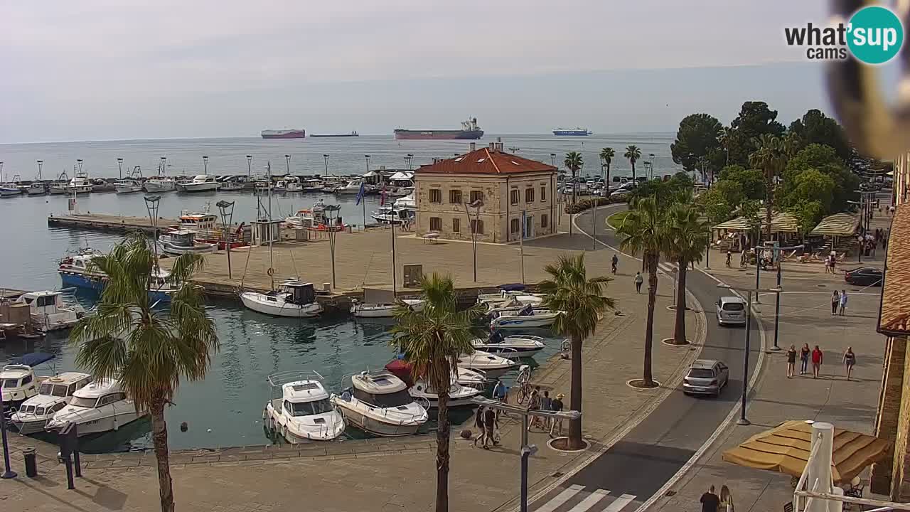 Webcam Koper – Panorama of the marina and promenade from the Grand Hotel Koper