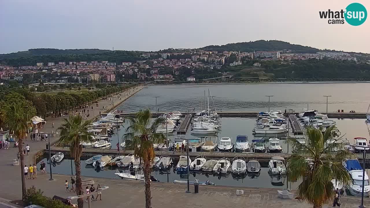 Webcam Koper – Panorama de la marina et de la promenade depuis le Grand Hotel Koper