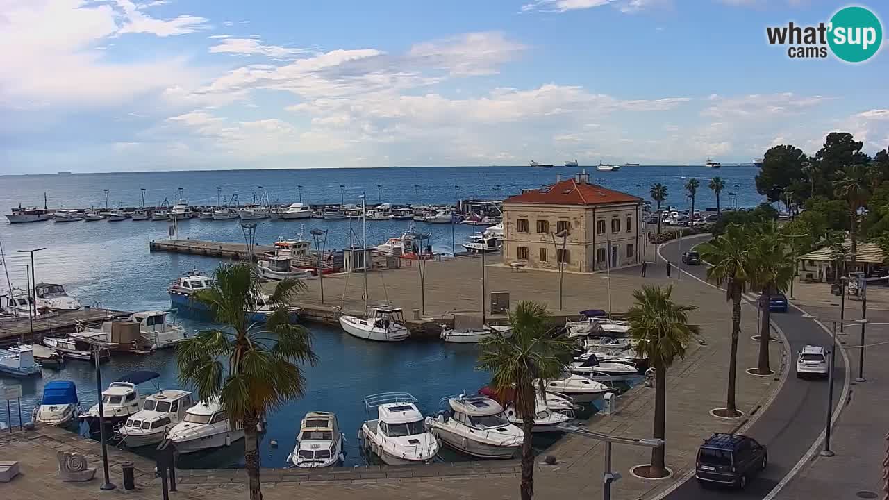 Webcam Koper – Panorama of the marina and promenade from the Grand Hotel Koper