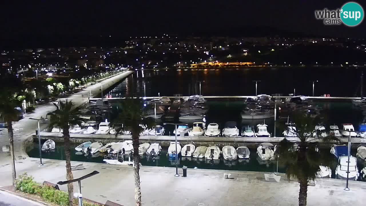 Webcam Koper – Panorama des Jachthafens und der Promenade vom Hotel Grand Koper