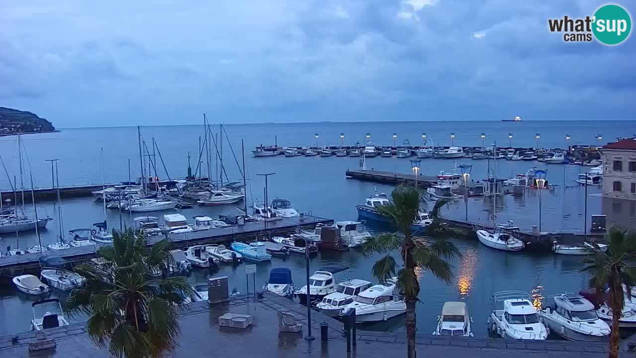Webcam Koper – Panorama de la marina et de la promenade depuis le Grand Hotel Koper