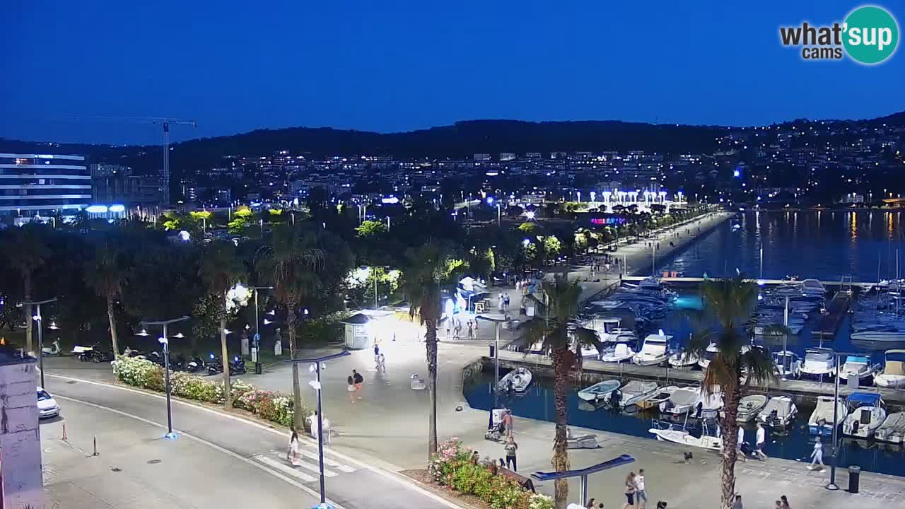 Webcam Koper – Panorama of the marina and promenade from the Grand Hotel Koper