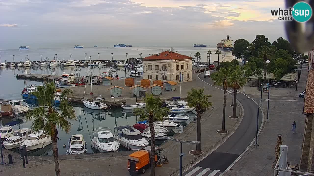Web kamera Koper – marina i promenada – hotel Grand Koper