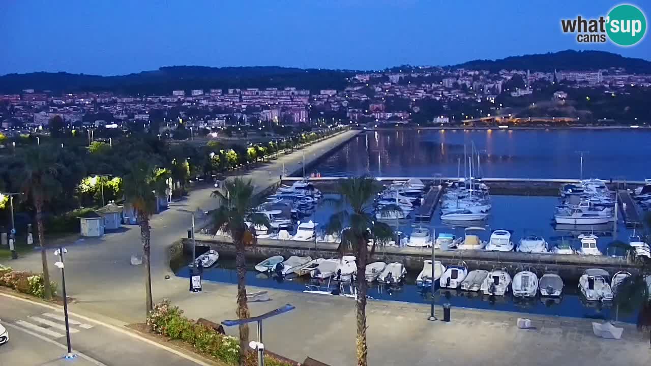 Web kamera Koper – marina i promenada – hotel Grand Koper