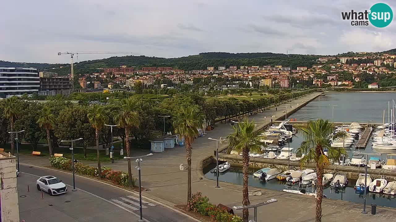 Webcam Koper – Panorama of the marina and promenade from the Grand Hotel Koper