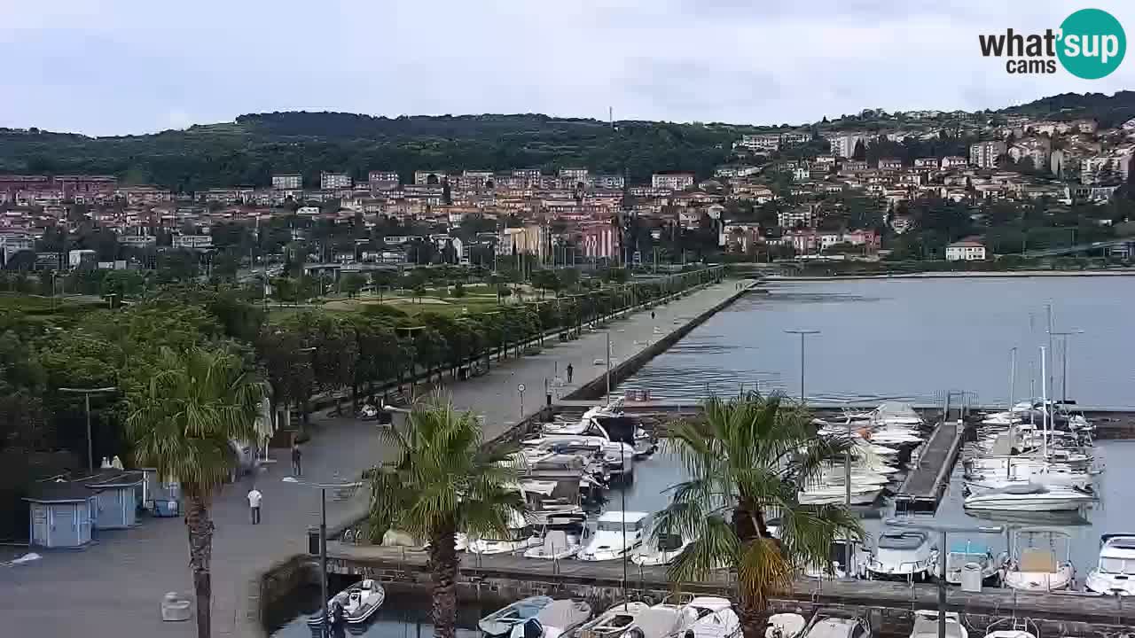 Web kamera Koper – marina i promenada – hotel Grand Koper