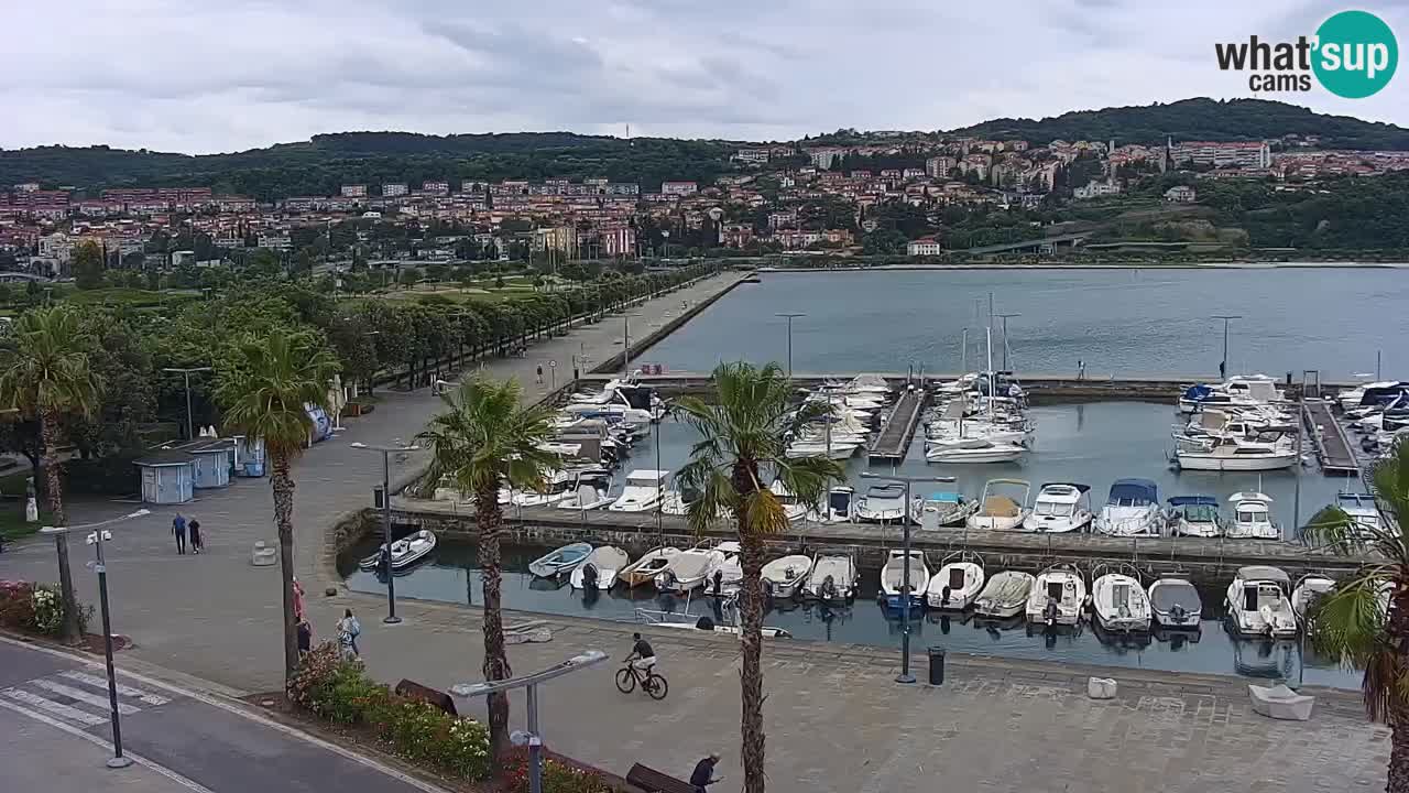 Webcam Koper – Panorama de la marina et de la promenade depuis le Grand Hotel Koper
