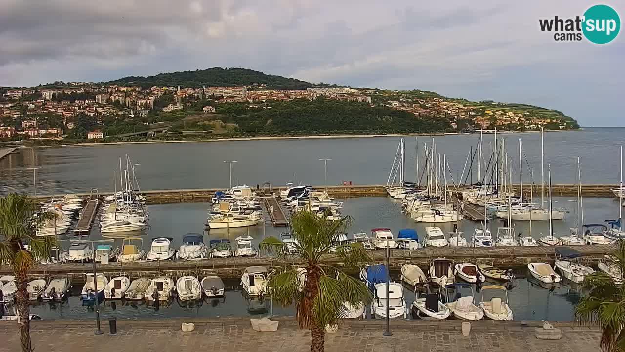 Webcam Koper – Panorama of the marina and promenade from the Grand Hotel Koper